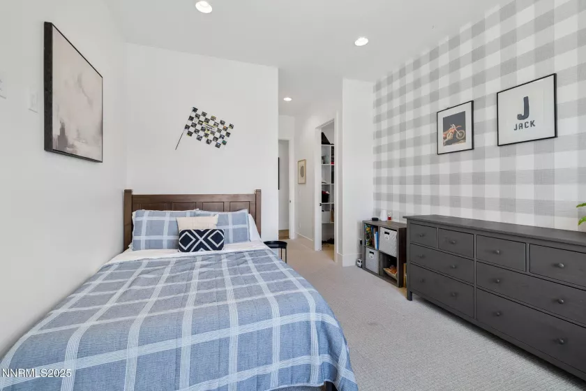 6300 Trailblazer, Reno, Nevada 89511, 5 Bedrooms Bedrooms, ,6 BathroomsBathrooms,Residential,Residential,Trailblazer,250050438