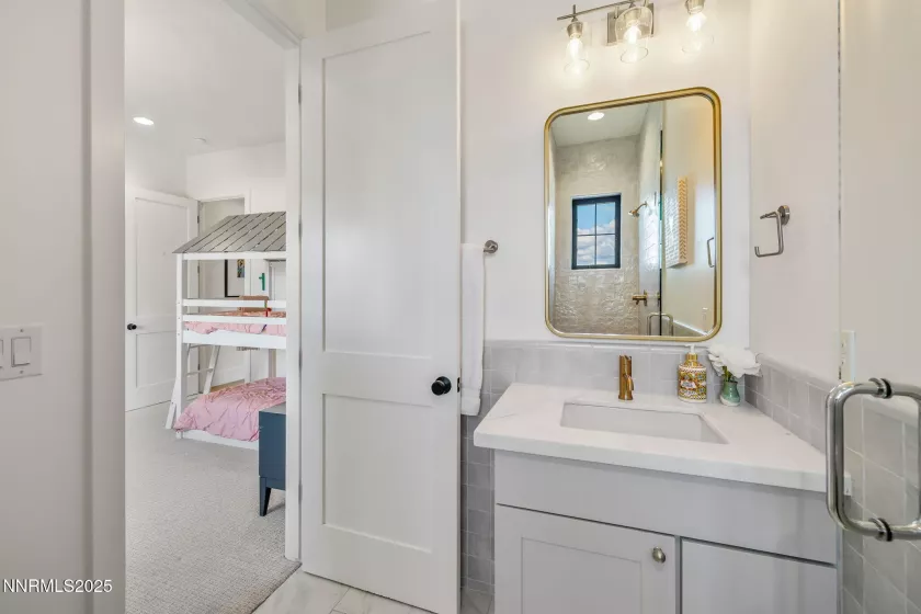 6300 Trailblazer, Reno, Nevada 89511, 5 Bedrooms Bedrooms, ,6 BathroomsBathrooms,Residential,Residential,Trailblazer,250050438