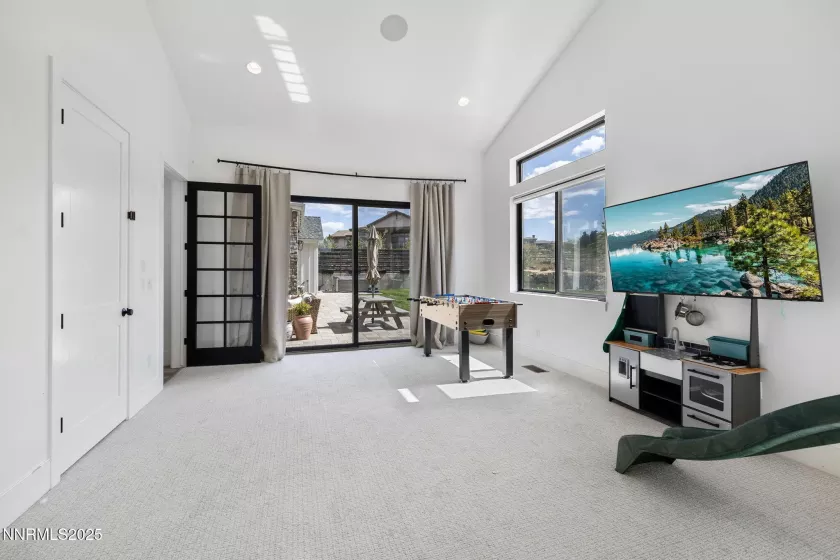 6300 Trailblazer, Reno, Nevada 89511, 5 Bedrooms Bedrooms, ,6 BathroomsBathrooms,Residential,Residential,Trailblazer,250050438