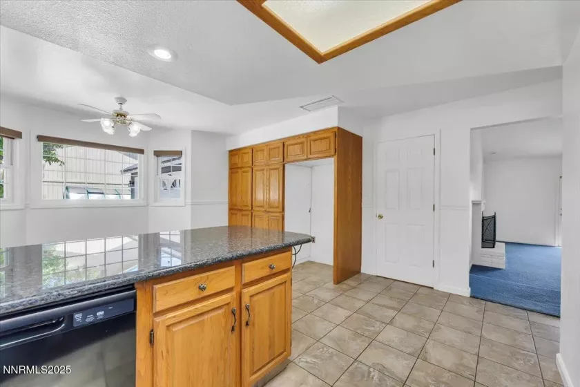 3277 Dartmouth, Carson City, Nevada 89703, 3 Bedrooms Bedrooms, ,2 BathroomsBathrooms,Residential,Residential,Dartmouth,250050440