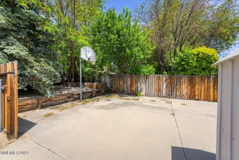 3277 Dartmouth, Carson City, Nevada 89703, 3 Bedrooms Bedrooms, ,2 BathroomsBathrooms,Residential,Residential,Dartmouth,250050440