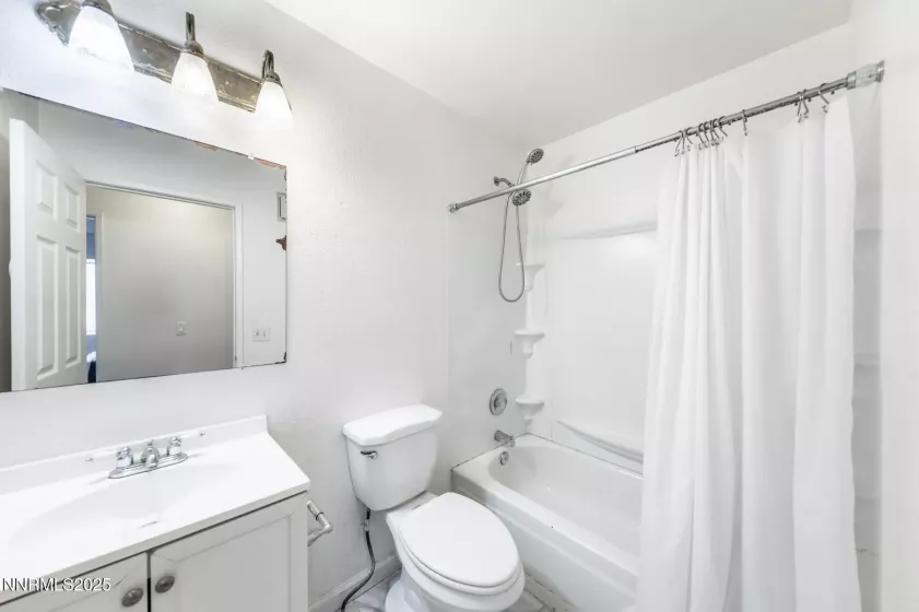 2400 Tripp, Reno, Nevada 89512, 2 Bedrooms Bedrooms, ,2 BathroomsBathrooms,Residential,Residential,Tripp,250050446