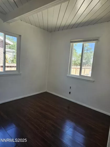 121 English, Hawthorne, Nevada 89415, 2 Bedrooms Bedrooms, ,1 BathroomBathrooms,Residential,Residential,English,250050445
