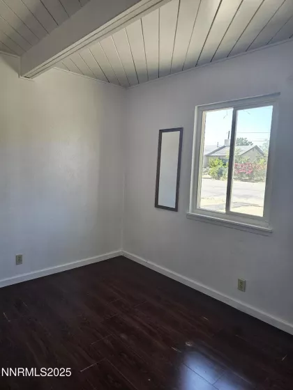 121 English, Hawthorne, Nevada 89415, 2 Bedrooms Bedrooms, ,1 BathroomBathrooms,Residential,Residential,English,250050445