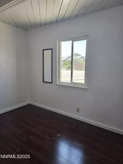 121 English, Hawthorne, Nevada 89415, 2 Bedrooms Bedrooms, ,1 BathroomBathrooms,Residential,Residential,English,250050445