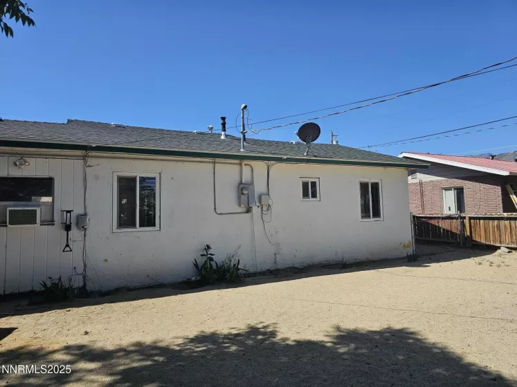 121 English, Hawthorne, Nevada 89415, 2 Bedrooms Bedrooms, ,1 BathroomBathrooms,Residential,Residential,English,250050445
