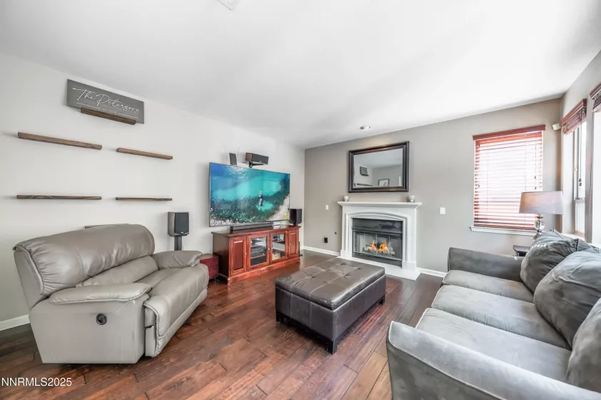 471 Shire, Reno, Nevada 89521, 4 Bedrooms Bedrooms, ,3 BathroomsBathrooms,Residential,Residential,Shire,250050448