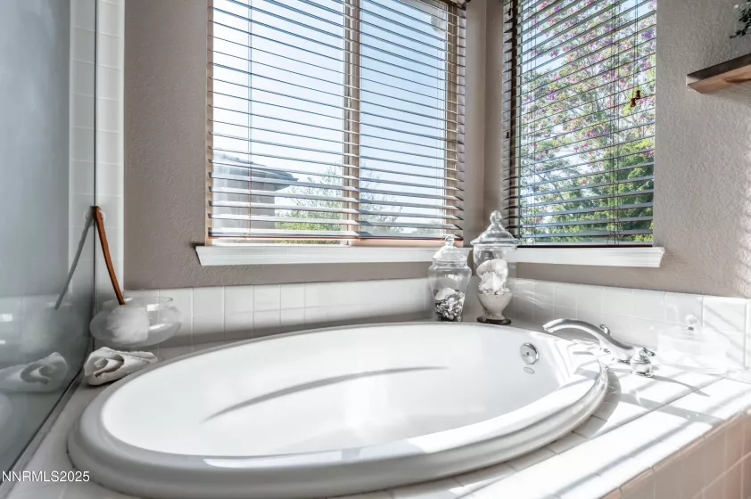 471 Shire, Reno, Nevada 89521, 4 Bedrooms Bedrooms, ,3 BathroomsBathrooms,Residential,Residential,Shire,250050448