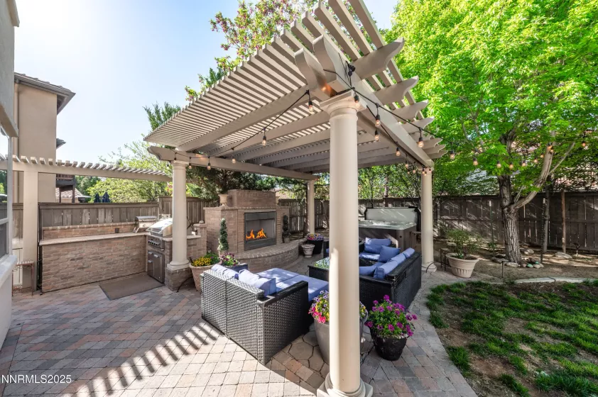471 Shire, Reno, Nevada 89521, 4 Bedrooms Bedrooms, ,3 BathroomsBathrooms,Residential,Residential,Shire,250050448
