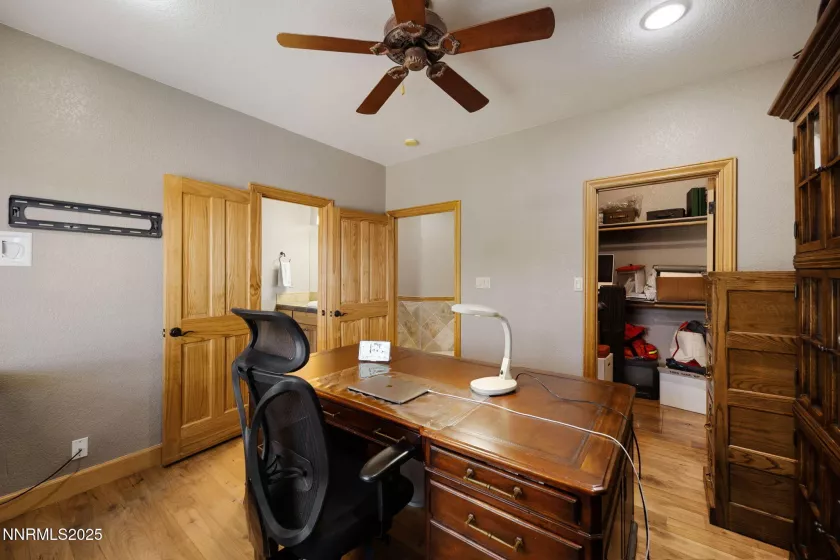 14501 Quail Rock, Reno, Nevada 89511, 4 Bedrooms Bedrooms, ,4 BathroomsBathrooms,Residential,Residential,Quail Rock,250050213