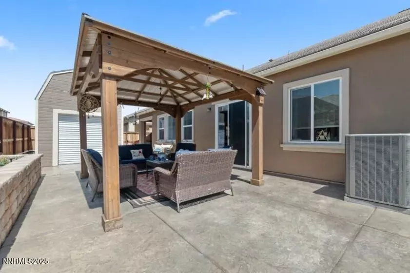 6127 Red Stable, Sparks, Nevada 89436, 3 Bedrooms Bedrooms, ,3 BathroomsBathrooms,Residential,Residential,Red Stable,250050456