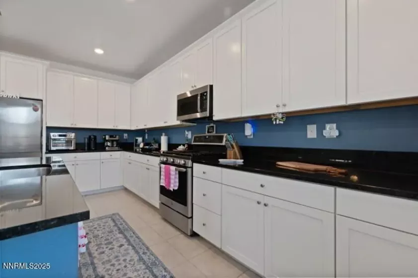 6127 Red Stable, Sparks, Nevada 89436, 3 Bedrooms Bedrooms, ,3 BathroomsBathrooms,Residential,Residential,Red Stable,250050456