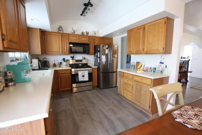 1017 Rose Bud, Yerington, Nevada 89447, 3 Bedrooms Bedrooms, ,2 BathroomsBathrooms,Residential,Residential,Rose Bud,250050458