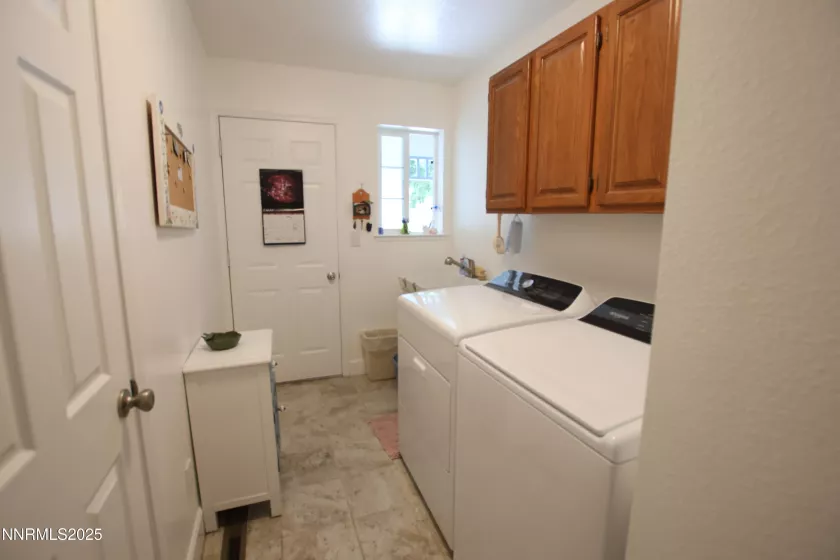 1017 Rose Bud, Yerington, Nevada 89447, 3 Bedrooms Bedrooms, ,2 BathroomsBathrooms,Residential,Residential,Rose Bud,250050458