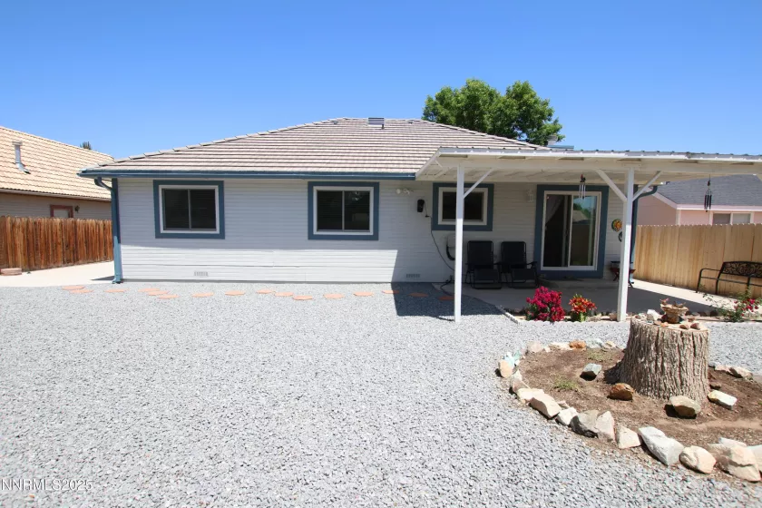 1017 Rose Bud, Yerington, Nevada 89447, 3 Bedrooms Bedrooms, ,2 BathroomsBathrooms,Residential,Residential,Rose Bud,250050458