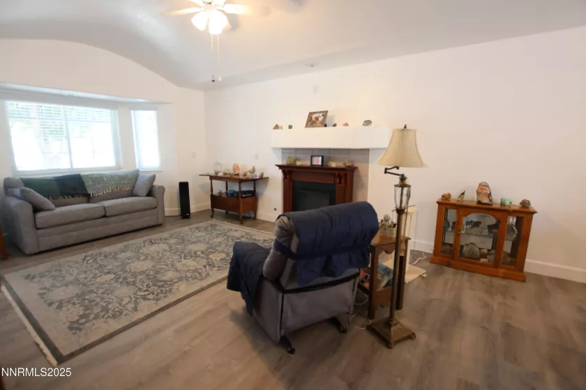1017 Rose Bud, Yerington, Nevada 89447, 3 Bedrooms Bedrooms, ,2 BathroomsBathrooms,Residential,Residential,Rose Bud,250050458