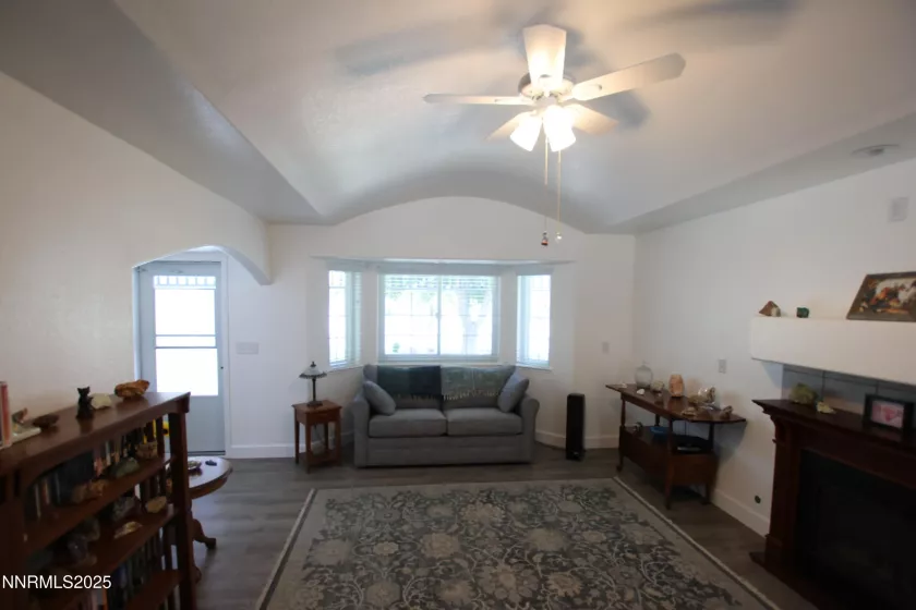 1017 Rose Bud, Yerington, Nevada 89447, 3 Bedrooms Bedrooms, ,2 BathroomsBathrooms,Residential,Residential,Rose Bud,250050458