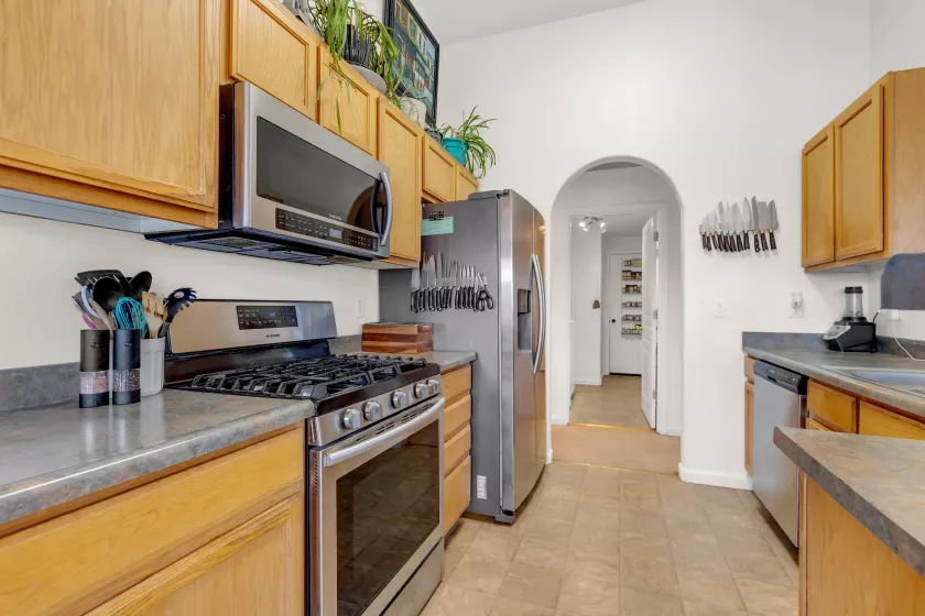 1641 Meadows, Fernley, Nevada 89408, 3 Bedrooms Bedrooms, ,2 BathroomsBathrooms,Residential,Residential,Meadows,250050459
