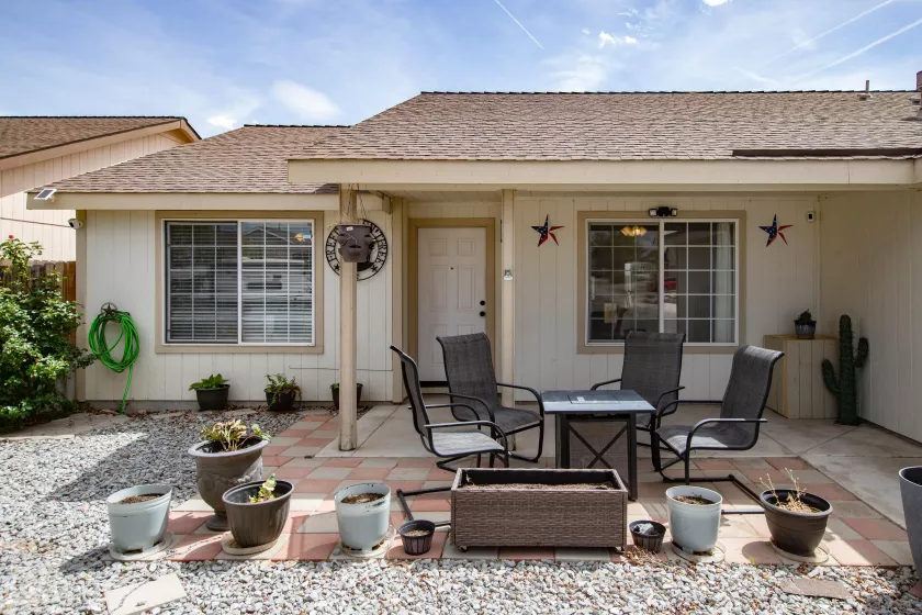 1641 Meadows, Fernley, Nevada 89408, 3 Bedrooms Bedrooms, ,2 BathroomsBathrooms,Residential,Residential,Meadows,250050459