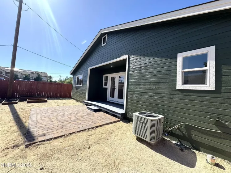 675 Taylor, Reno, Nevada 89502, 2 Bedrooms Bedrooms, ,2 BathroomsBathrooms,Residential,Residential,Taylor,250050461