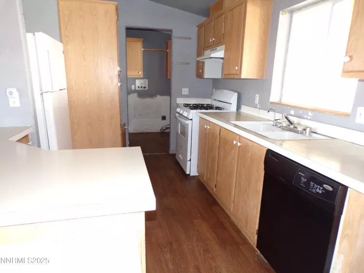 863 Jennys, Fernley, Nevada 89408, 3 Bedrooms Bedrooms, ,2 BathroomsBathrooms,Residential,Residential,Jennys,250050462