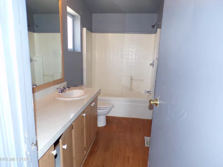 863 Jennys, Fernley, Nevada 89408, 3 Bedrooms Bedrooms, ,2 BathroomsBathrooms,Residential,Residential,Jennys,250050462