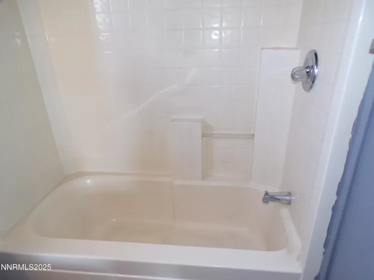 863 Jennys, Fernley, Nevada 89408, 3 Bedrooms Bedrooms, ,2 BathroomsBathrooms,Residential,Residential,Jennys,250050462