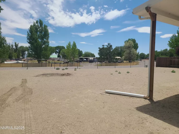 3189 Dallas, Fallon, Nevada 89406, 3 Bedrooms Bedrooms, ,2 BathroomsBathrooms,Residential,Residential,Dallas,250050469
