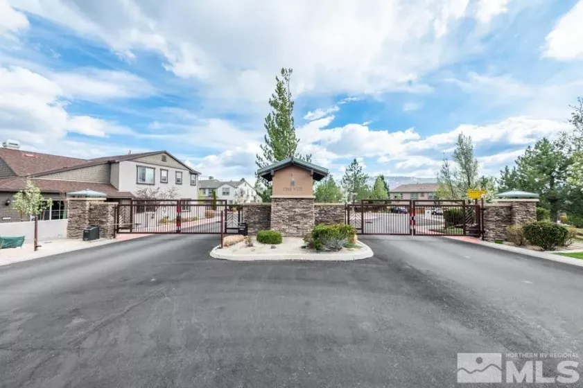 2020 Heavenly View, Reno, Nevada 89523, 5 Bedrooms Bedrooms, ,4 BathroomsBathrooms,Residential,Residential,Heavenly View,250005334