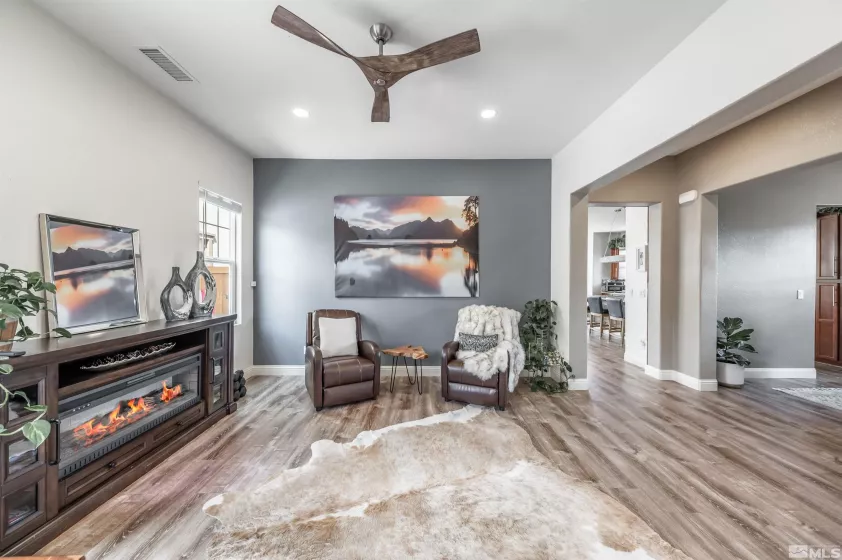 2020 Heavenly View, Reno, Nevada 89523, 5 Bedrooms Bedrooms, ,4 BathroomsBathrooms,Residential,Residential,Heavenly View,250005334