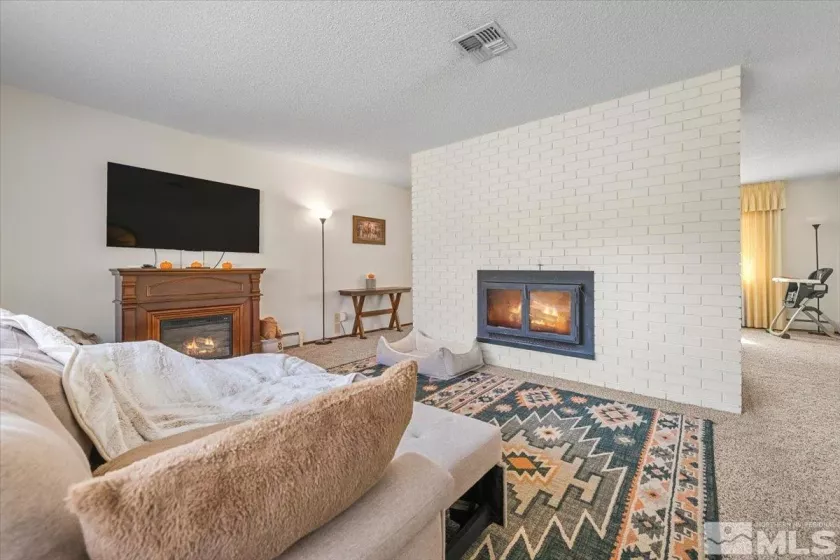 700 Ivy, Carson City, Nevada 89703, 3 Bedrooms Bedrooms, ,3 BathroomsBathrooms,Residential,Residential,Ivy,240014586