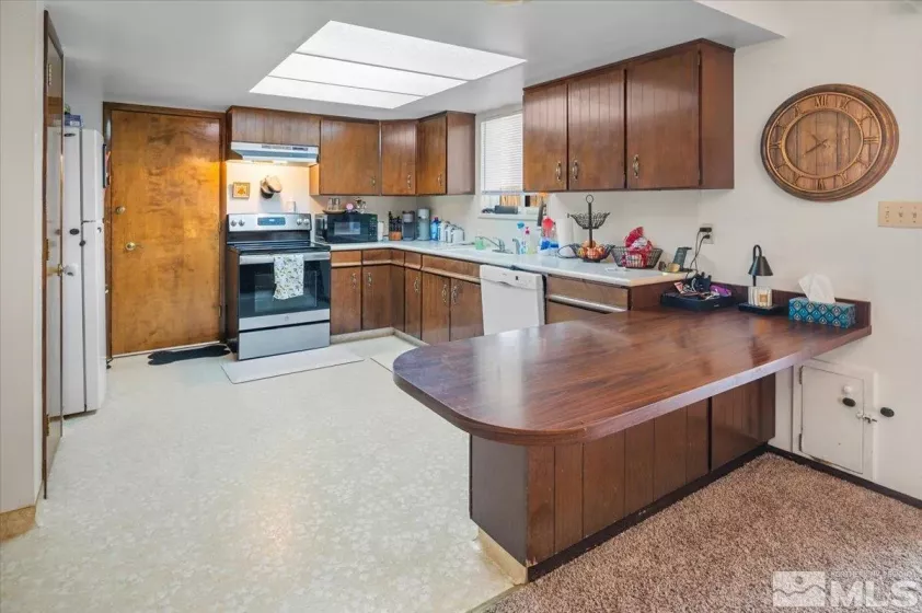 700 Ivy, Carson City, Nevada 89703, 3 Bedrooms Bedrooms, ,3 BathroomsBathrooms,Residential,Residential,Ivy,240014586