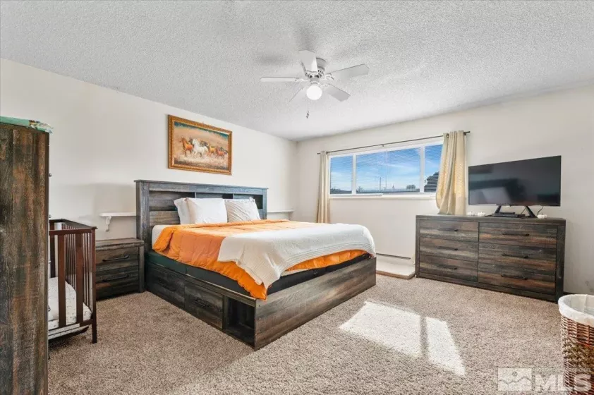 700 Ivy, Carson City, Nevada 89703, 3 Bedrooms Bedrooms, ,3 BathroomsBathrooms,Residential,Residential,Ivy,240014586