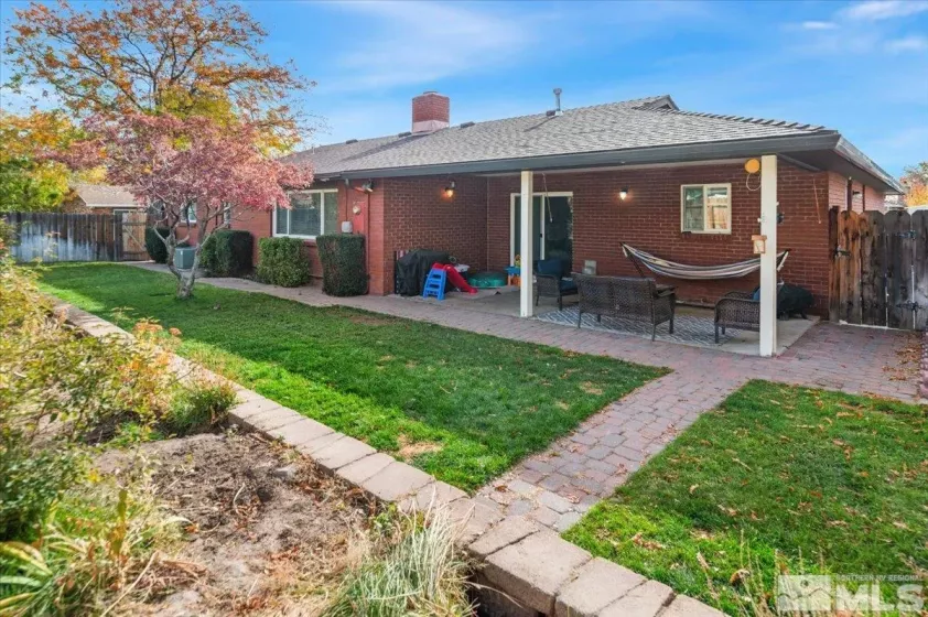 700 Ivy, Carson City, Nevada 89703, 3 Bedrooms Bedrooms, ,3 BathroomsBathrooms,Residential,Residential,Ivy,240014586