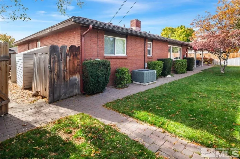 700 Ivy, Carson City, Nevada 89703, 3 Bedrooms Bedrooms, ,3 BathroomsBathrooms,Residential,Residential,Ivy,240014586