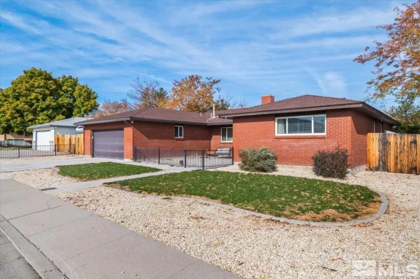 700 Ivy, Carson City, Nevada 89703, 3 Bedrooms Bedrooms, ,3 BathroomsBathrooms,Residential,Residential,Ivy,240014586