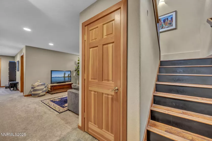 914 Jennifer, Incline Village, Nevada 89451, 3 Bedrooms Bedrooms, ,4 BathroomsBathrooms,Residential,Residential,Jennifer,250050530