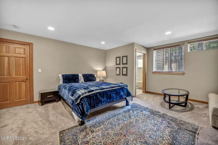 914 Jennifer, Incline Village, Nevada 89451, 3 Bedrooms Bedrooms, ,4 BathroomsBathrooms,Residential,Residential,Jennifer,250050530