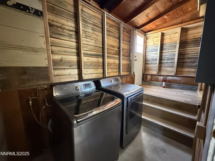 141 University, Tonopah, Nevada 89049, 2 Bedrooms Bedrooms, ,1 BathroomBathrooms,Residential,Residential,University,250050483