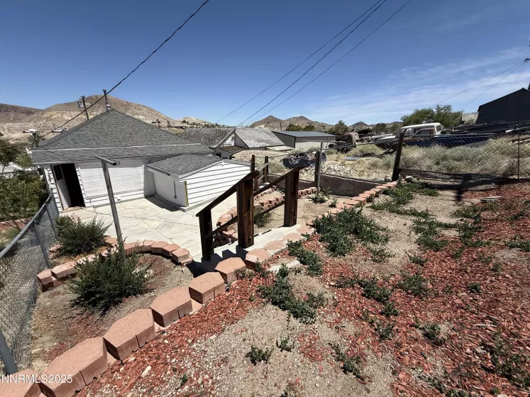 141 University, Tonopah, Nevada 89049, 2 Bedrooms Bedrooms, ,1 BathroomBathrooms,Residential,Residential,University,250050483