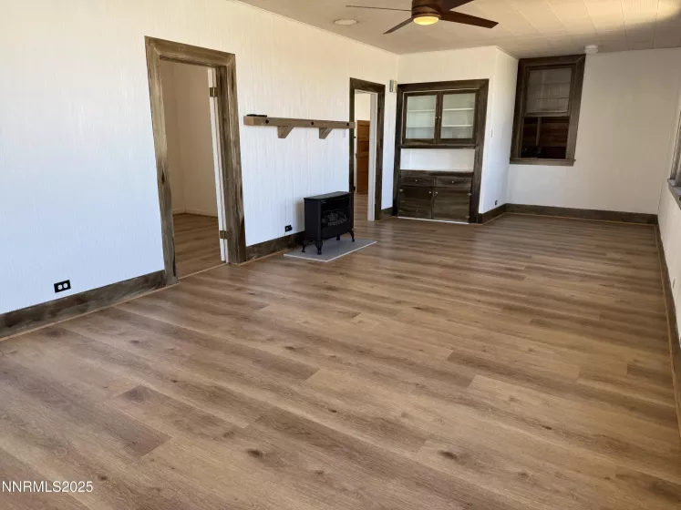 141 University, Tonopah, Nevada 89049, 2 Bedrooms Bedrooms, ,1 BathroomBathrooms,Residential,Residential,University,250050483