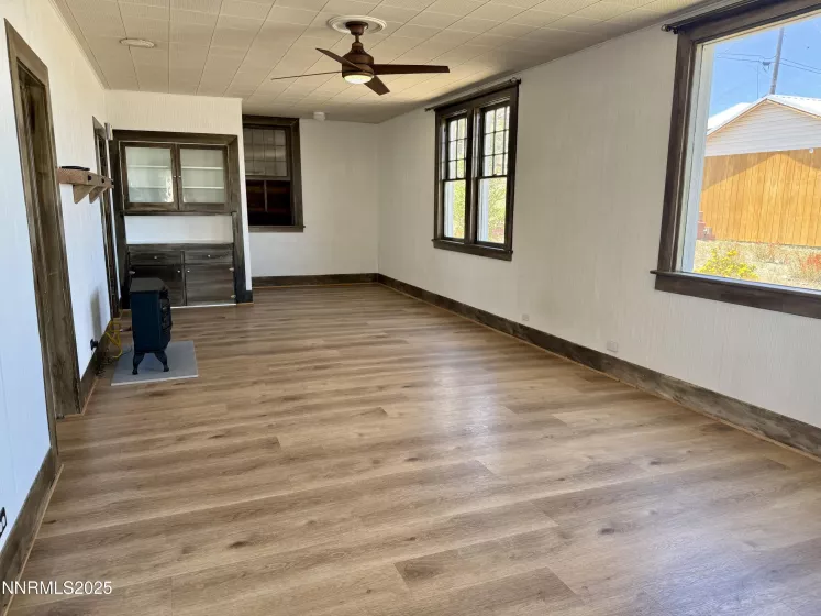 141 University, Tonopah, Nevada 89049, 2 Bedrooms Bedrooms, ,1 BathroomBathrooms,Residential,Residential,University,250050483