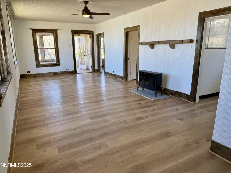 141 University, Tonopah, Nevada 89049, 2 Bedrooms Bedrooms, ,1 BathroomBathrooms,Residential,Residential,University,250050483