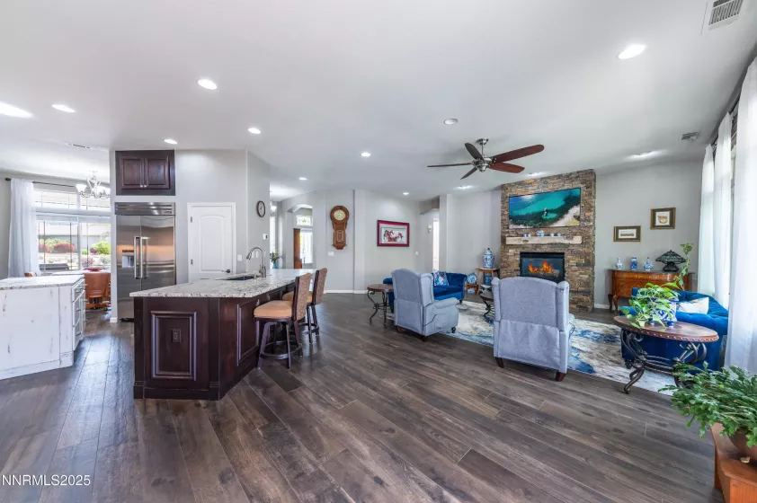 11645 Anthem, Sparks, Nevada 89441, 5 Bedrooms Bedrooms, ,4 BathroomsBathrooms,Residential,Residential,Anthem,250050486