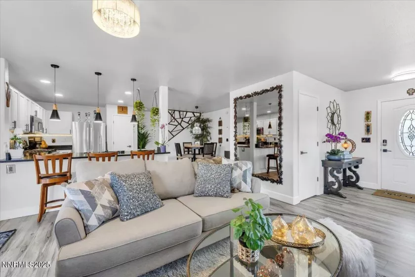 8991 Red Baron, Reno, Nevada 89506, 3 Bedrooms Bedrooms, ,3 BathroomsBathrooms,Residential,Residential,Red Baron,250050503