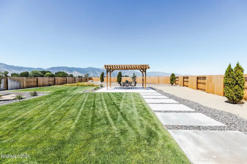 1204 Spur, Gardnerville, Nevada 89410, 3 Bedrooms Bedrooms, ,2 BathroomsBathrooms,Residential,Residential,Spur,250050508