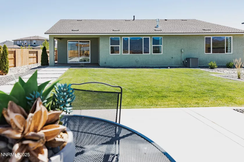 1204 Spur, Gardnerville, Nevada 89410, 3 Bedrooms Bedrooms, ,2 BathroomsBathrooms,Residential,Residential,Spur,250050508