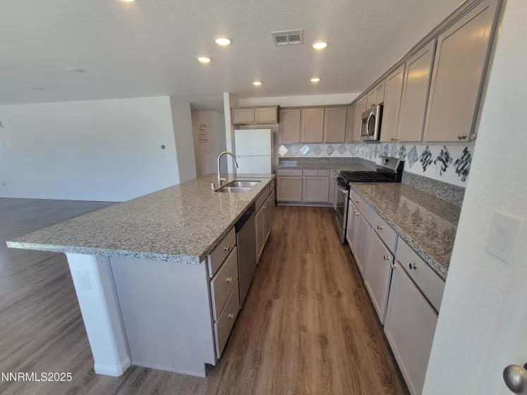 2278 Evelynn St, Fernley, Nevada 89408, 3 Bedrooms Bedrooms, ,3 BathroomsBathrooms,Residential,Residential,Evelynn St,250050511