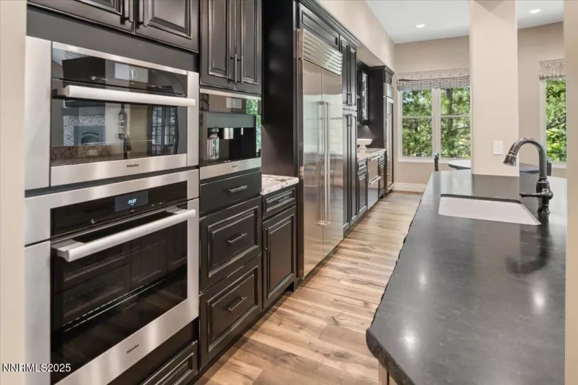 5580 Lausanne, Reno, Nevada 89511, 4 Bedrooms Bedrooms, ,4 BathroomsBathrooms,Residential,Residential,Lausanne,250050514