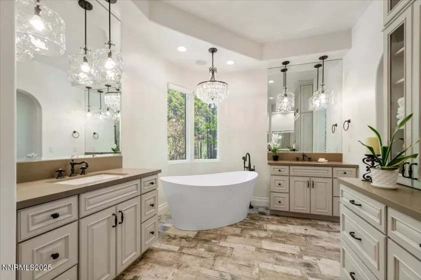 5580 Lausanne, Reno, Nevada 89511, 4 Bedrooms Bedrooms, ,4 BathroomsBathrooms,Residential,Residential,Lausanne,250050514